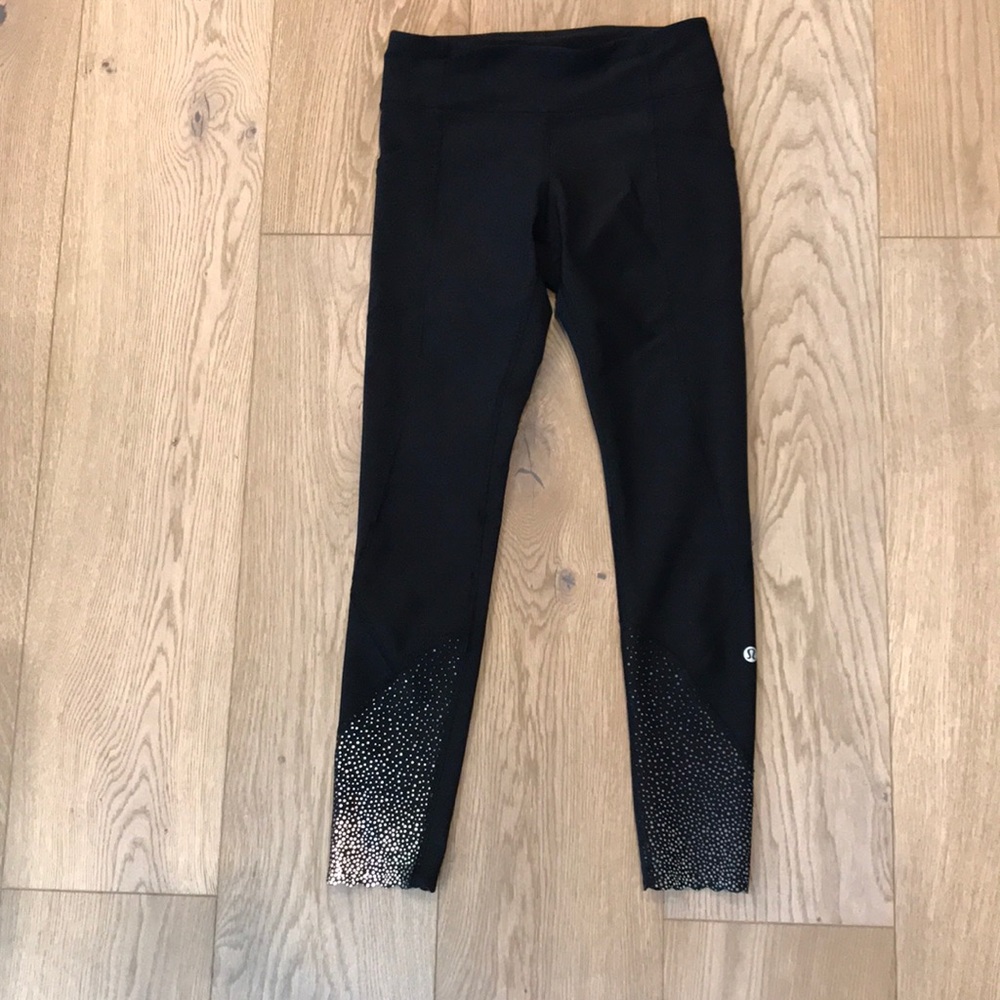 💪🏻Lululemon tight stuff leggings w/pockets💪🏻